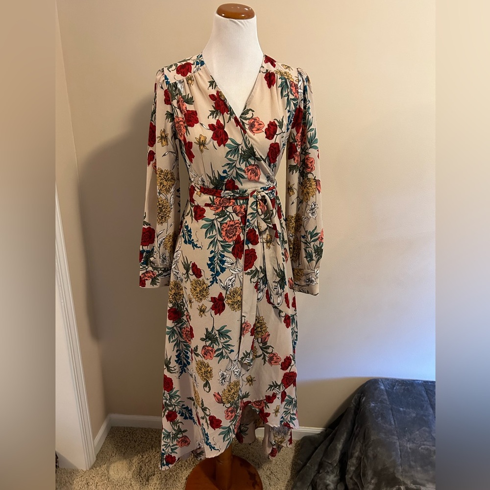 Beautiful wrap dress long sleeve
